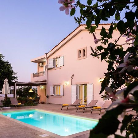 Carpe Diem-Luxury Villa With Private Pool Agia Paraskevi  외부 사진