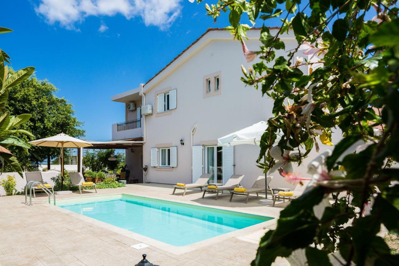 Carpe Diem-Luxury Villa With Private Pool Agia Paraskevi  외부 사진